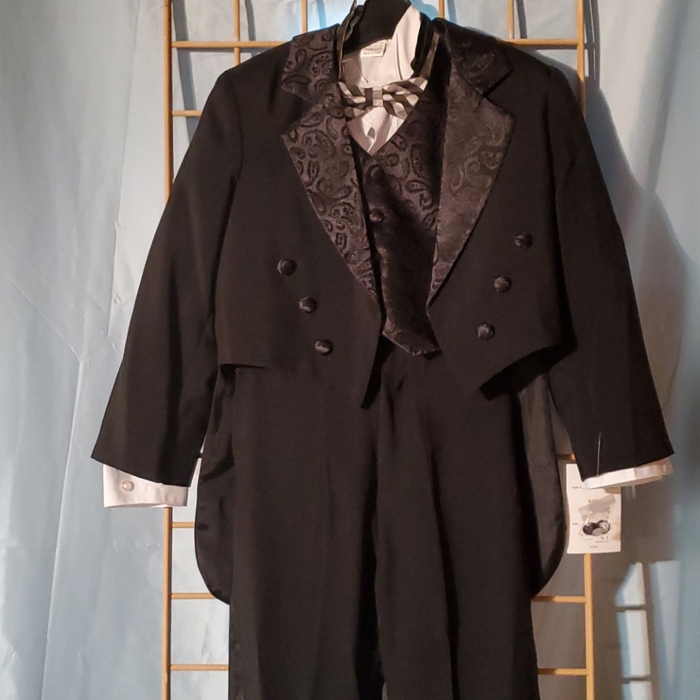 Andani Boys Tuxedo